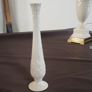 Lenox Woodland Vase 11 Inches